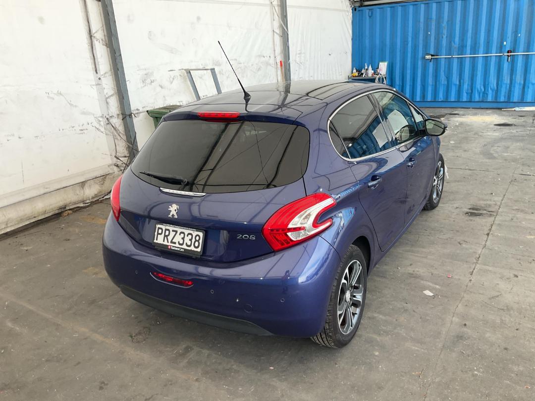 Photo '6' of Peugeot 208