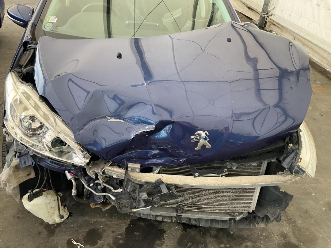 Photo '7' of Peugeot 208