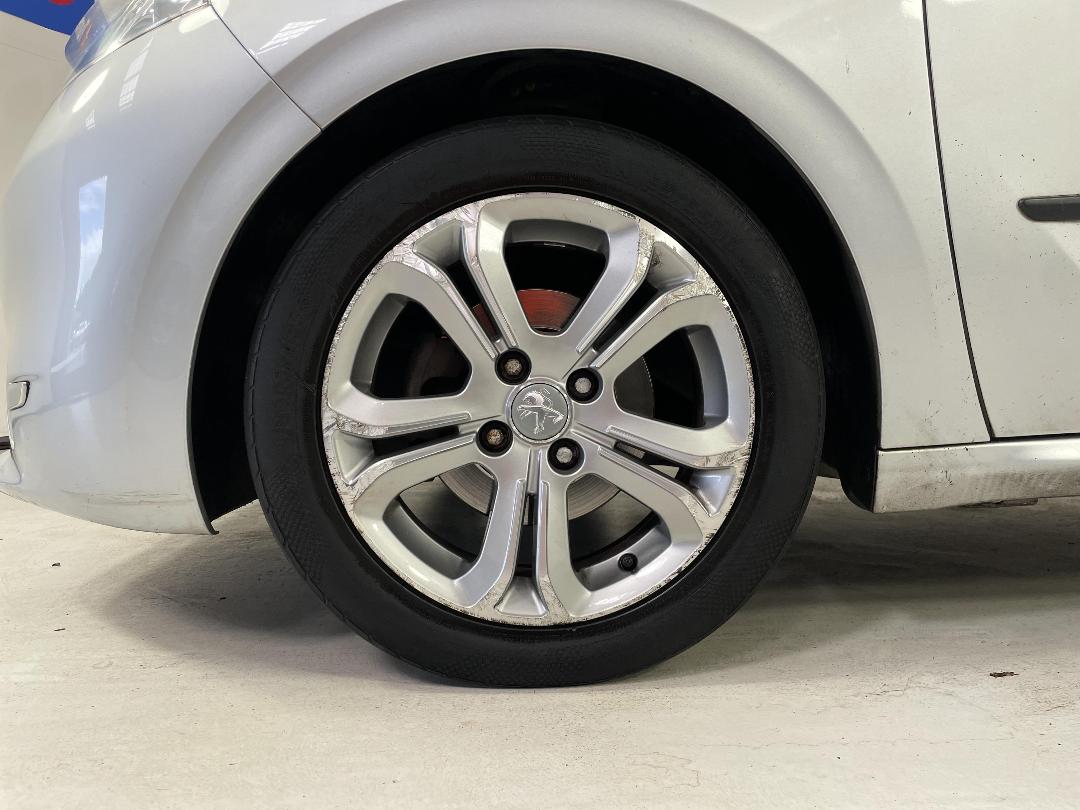 Photo '5' of Peugeot 208 Allure