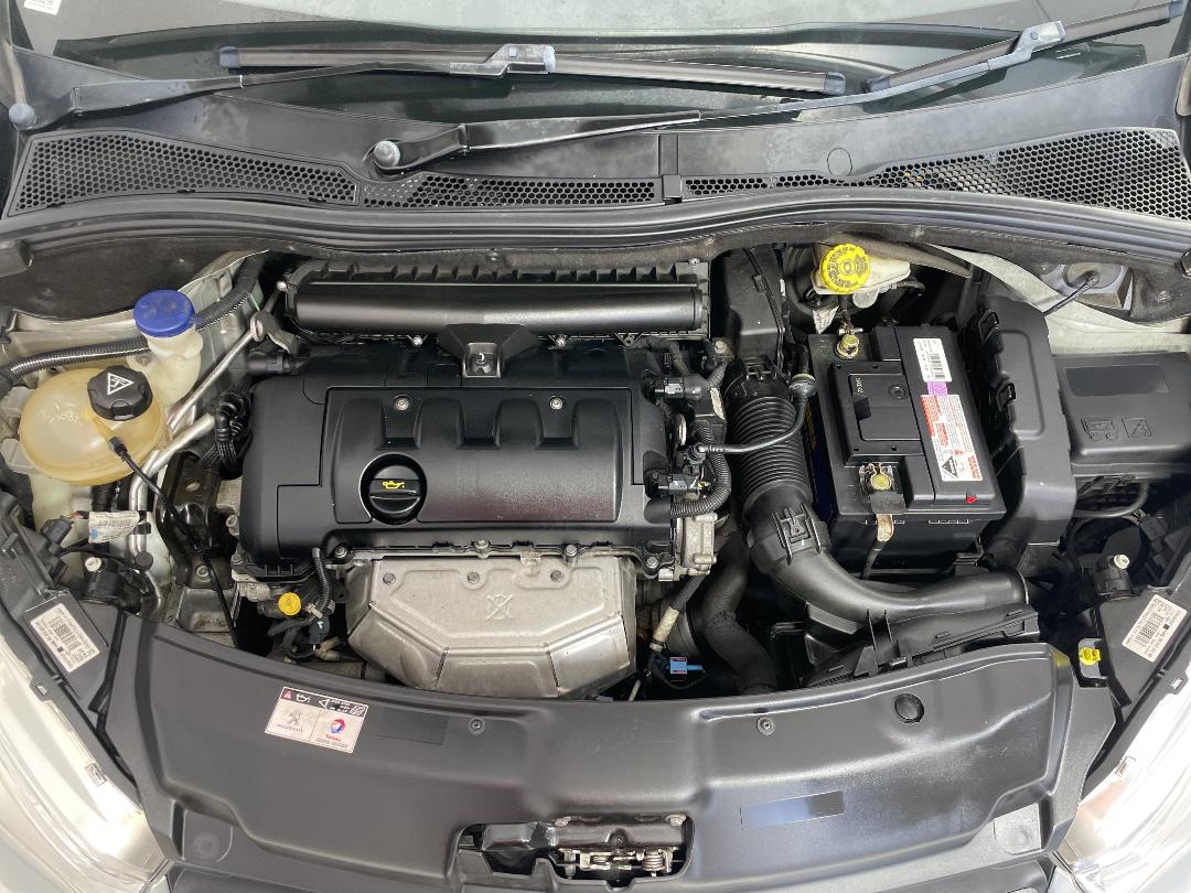 Photo '6' of Peugeot 208 Allure