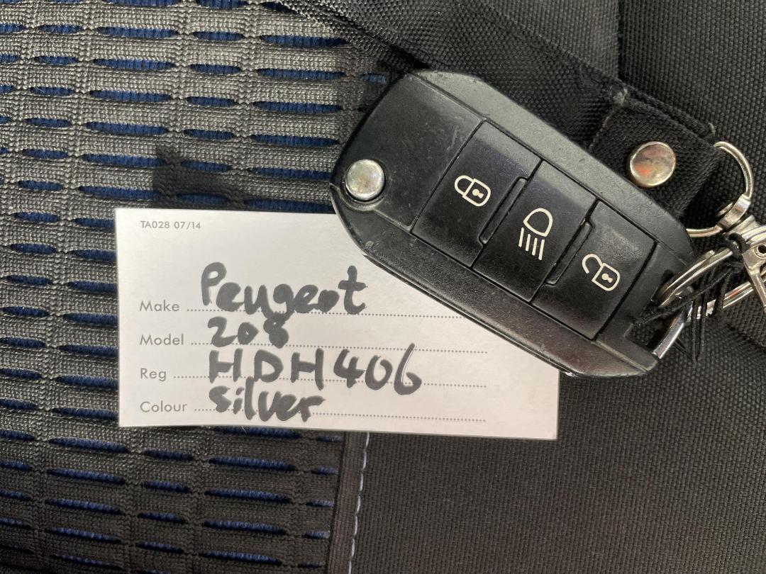 Photo '15' of Peugeot 208 Allure