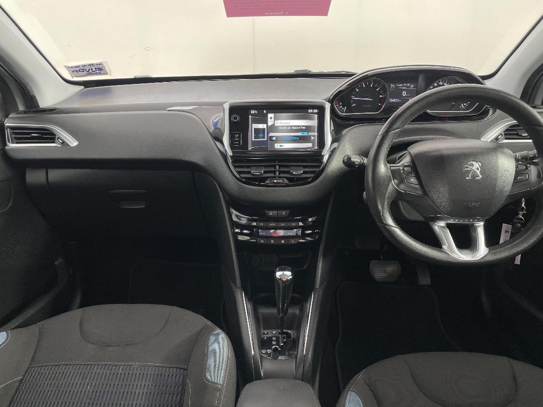 Photo '19' of Peugeot 208 Allure