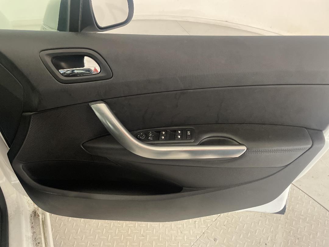 Photo '15' of Peugeot 308