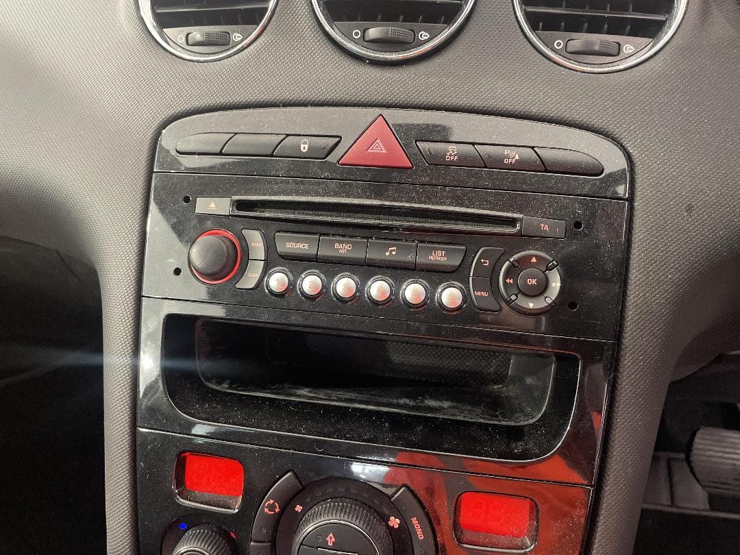 Photo '28' of Peugeot 308