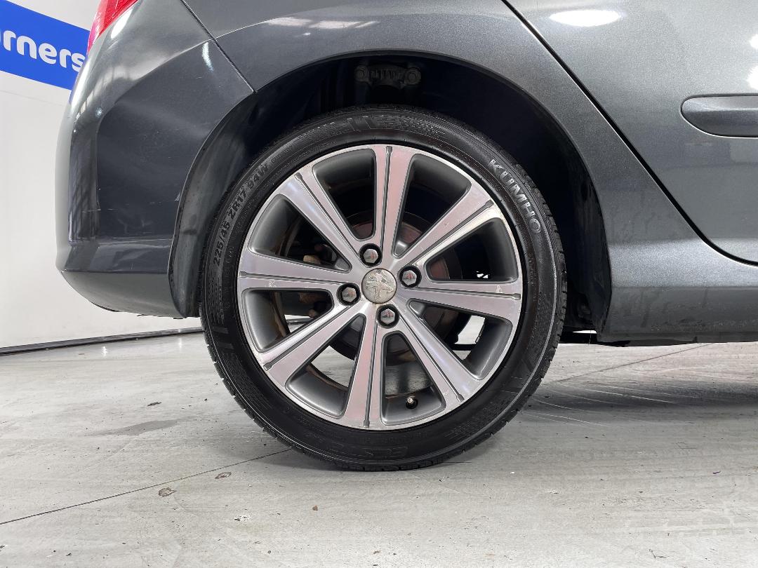 Photo '12' of Peugeot 308