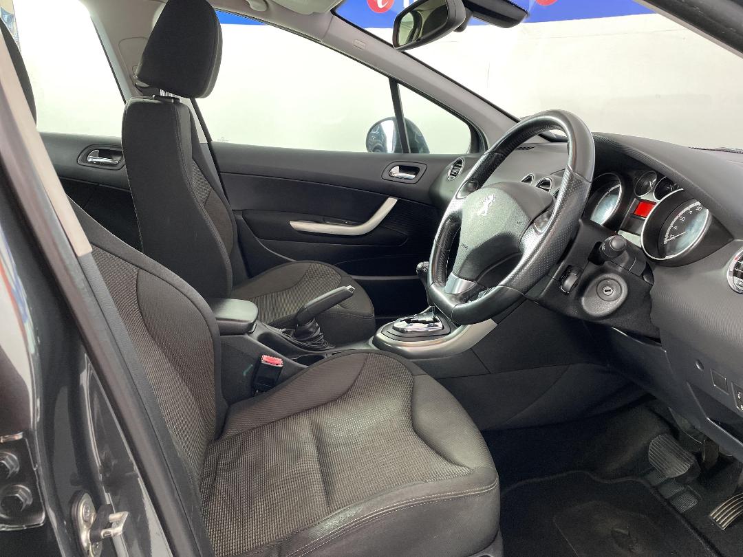 Photo '16' of Peugeot 308