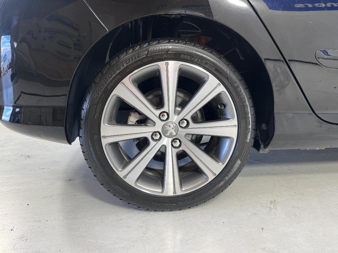 Photo '12' of Peugeot 308