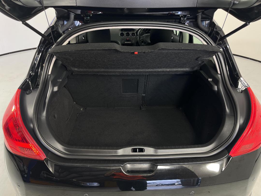 Photo '14' of Peugeot 308