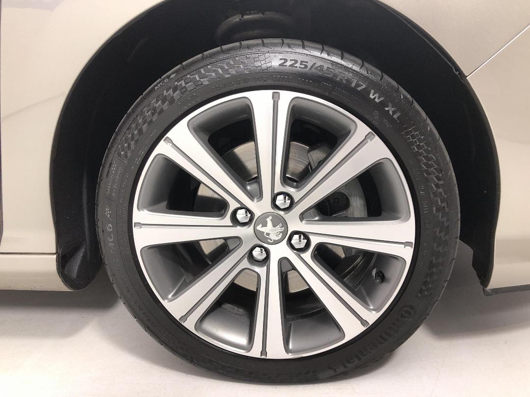 Photo '9' of Peugeot 308 Photo '9' of Peugeot 308