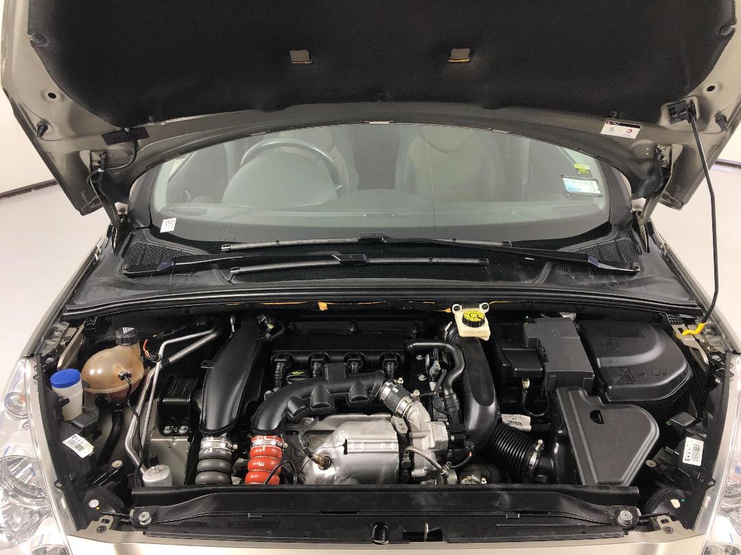 Photo '13' of Peugeot 308 Photo '13' of Peugeot 308