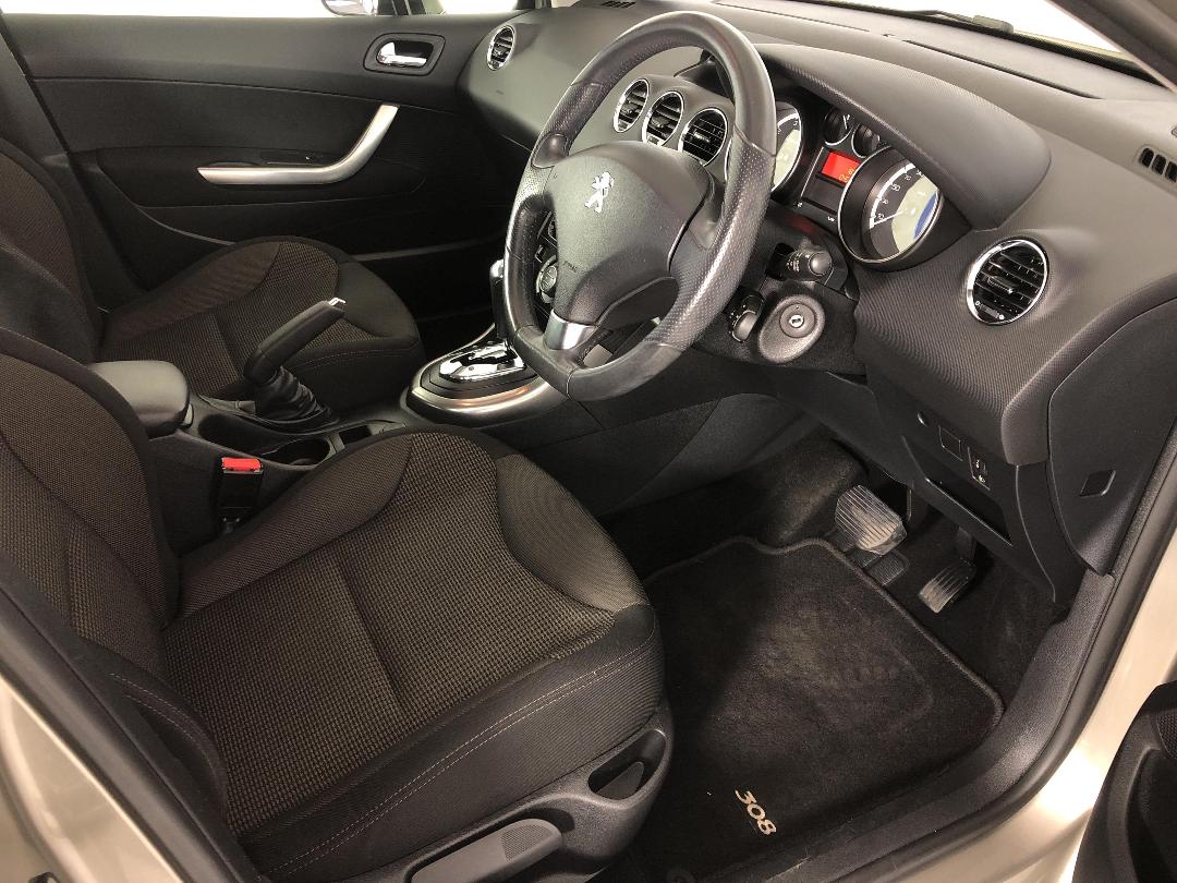 Photo '16' of Peugeot 308 Photo '16' of Peugeot 308