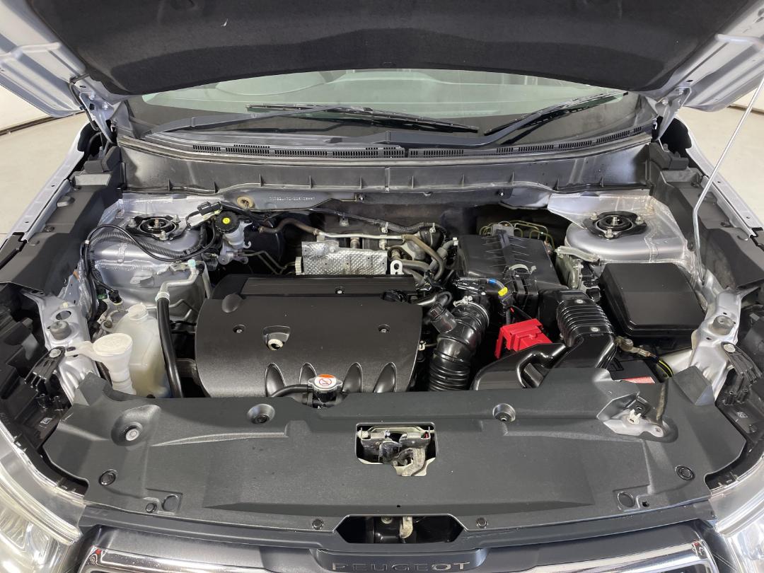 Photo '13' of Peugeot 4008