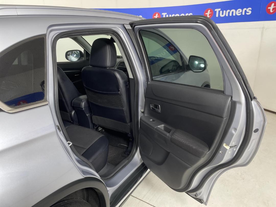 Photo '19' of Peugeot 4008