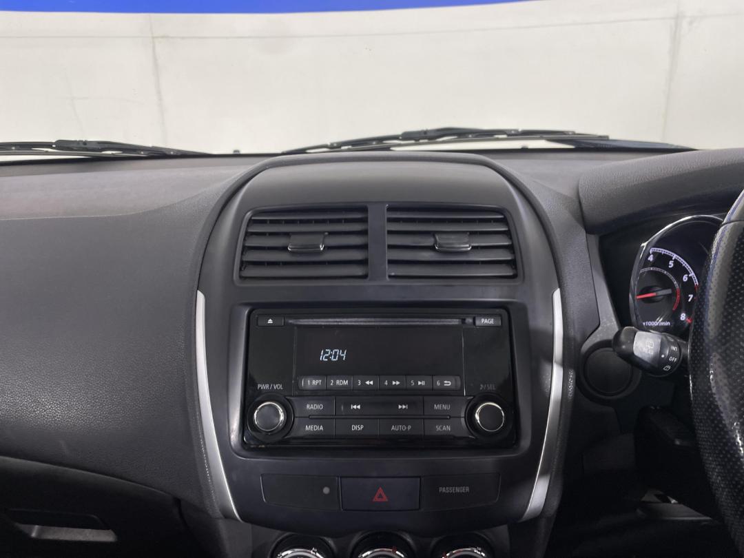 Photo '18' of Peugeot 4008