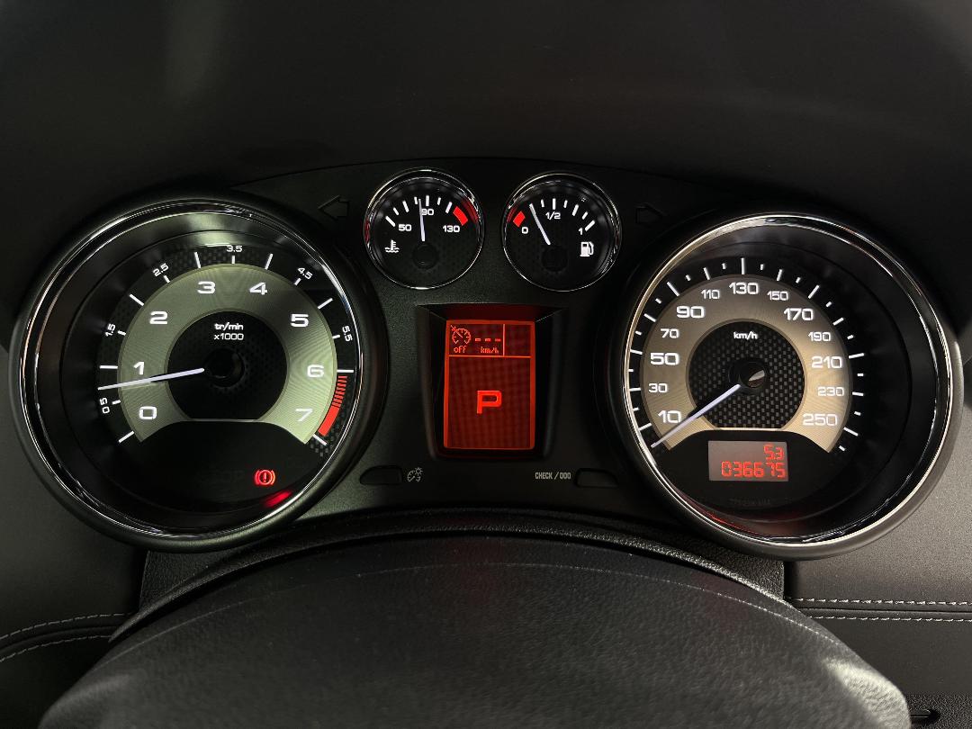 Photo '19' of Peugeot RCZ