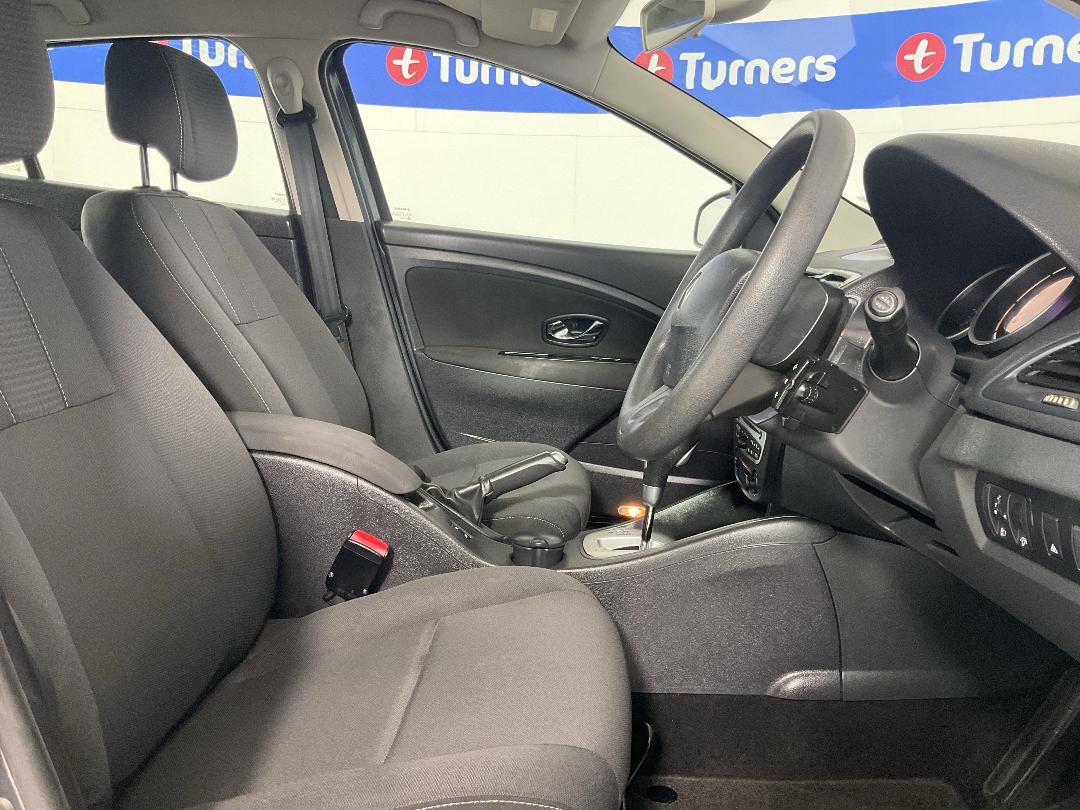 Photo '16' of Renault Megane Photo '16' of Renault Megane