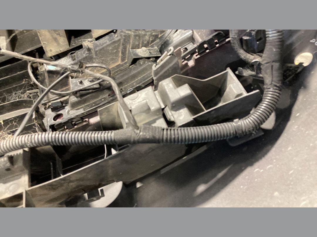 Photo '22' of Renault Scenic III 1.5 DCI Auto ABS