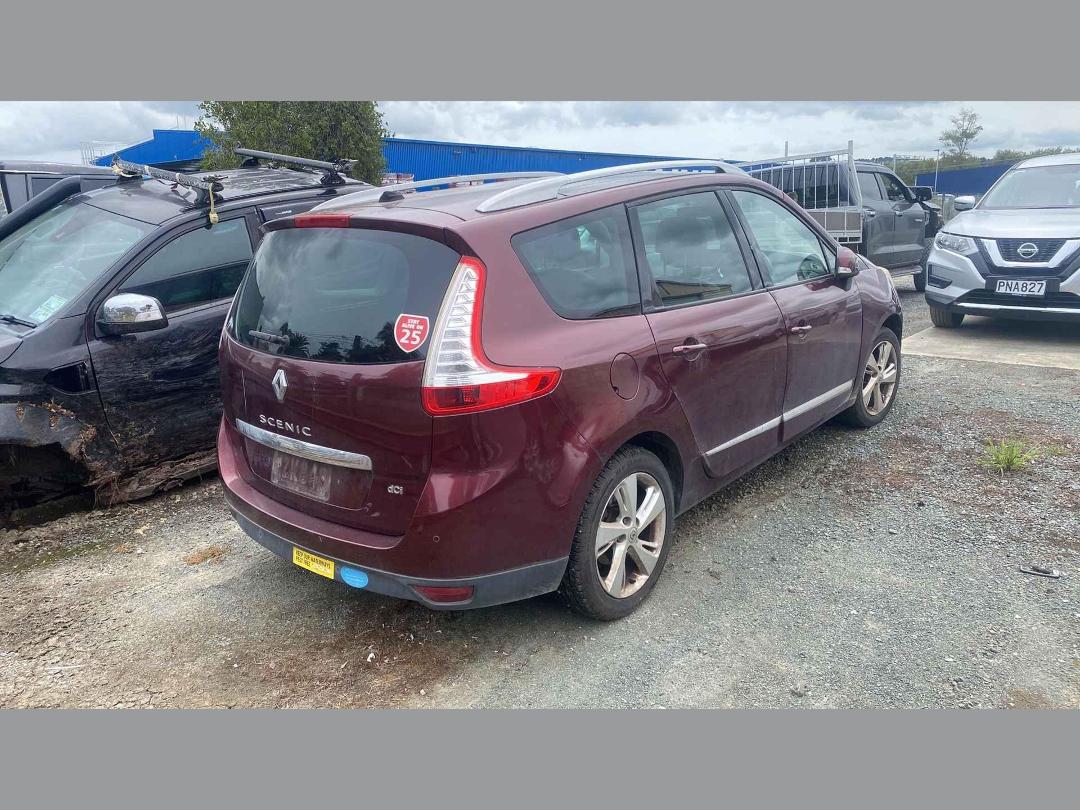 Photo '7' of Renault Scenic III 1.5 DCI Auto ABS