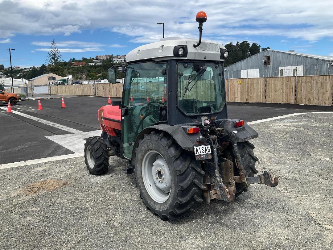 Photo '4' of SAME FRUTTETO S 90 Tractor Photo '4' of SAME FRUTTETO S 90 Tractor