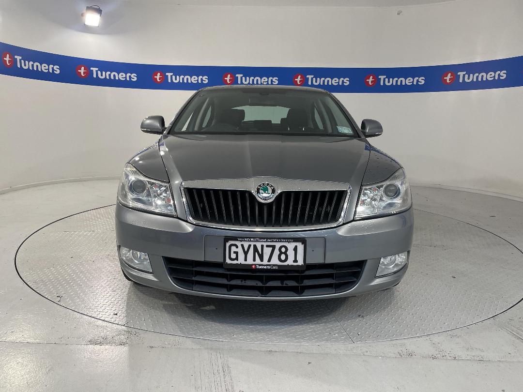 Photo '2' of Skoda Octavia Photo '2' of Skoda Octavia