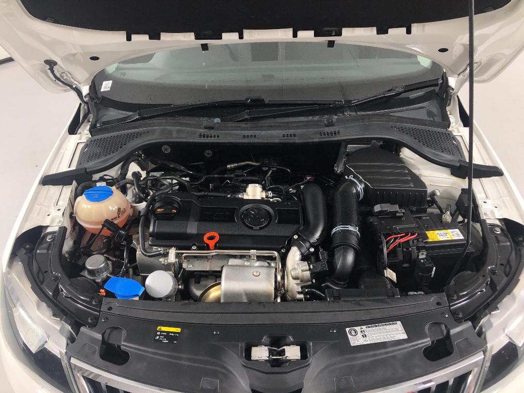 Photo '13' of Skoda Rapid