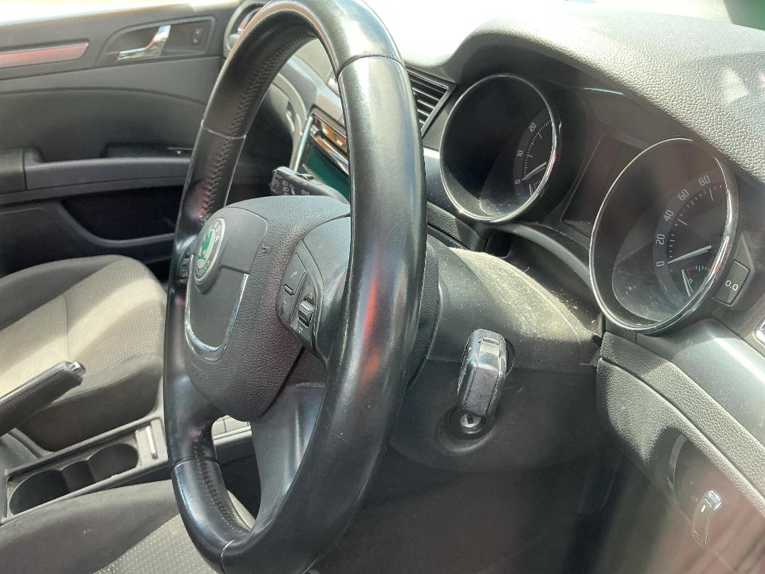 Photo '14' of Skoda Superb TSI 118 Combi Photo '14' of Skoda Superb TSI 118 Combi