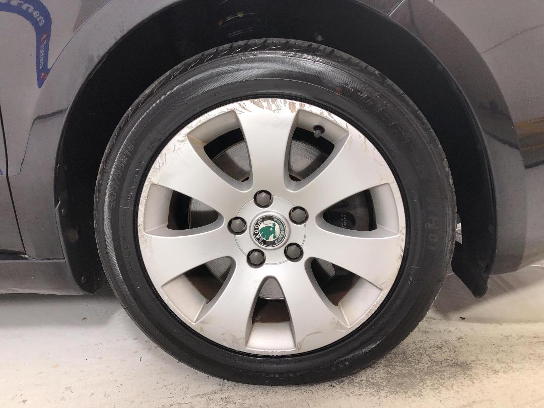 Photo '9' of Skoda Superb