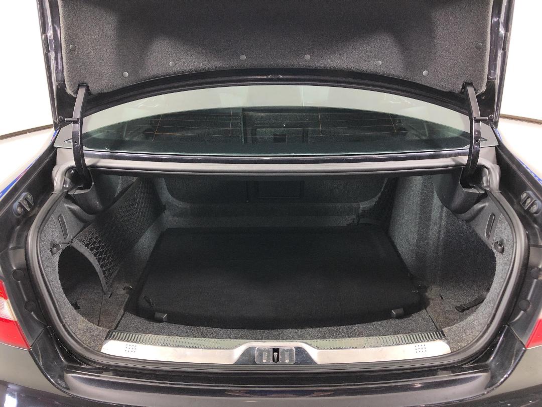 Photo '14' of Skoda Superb