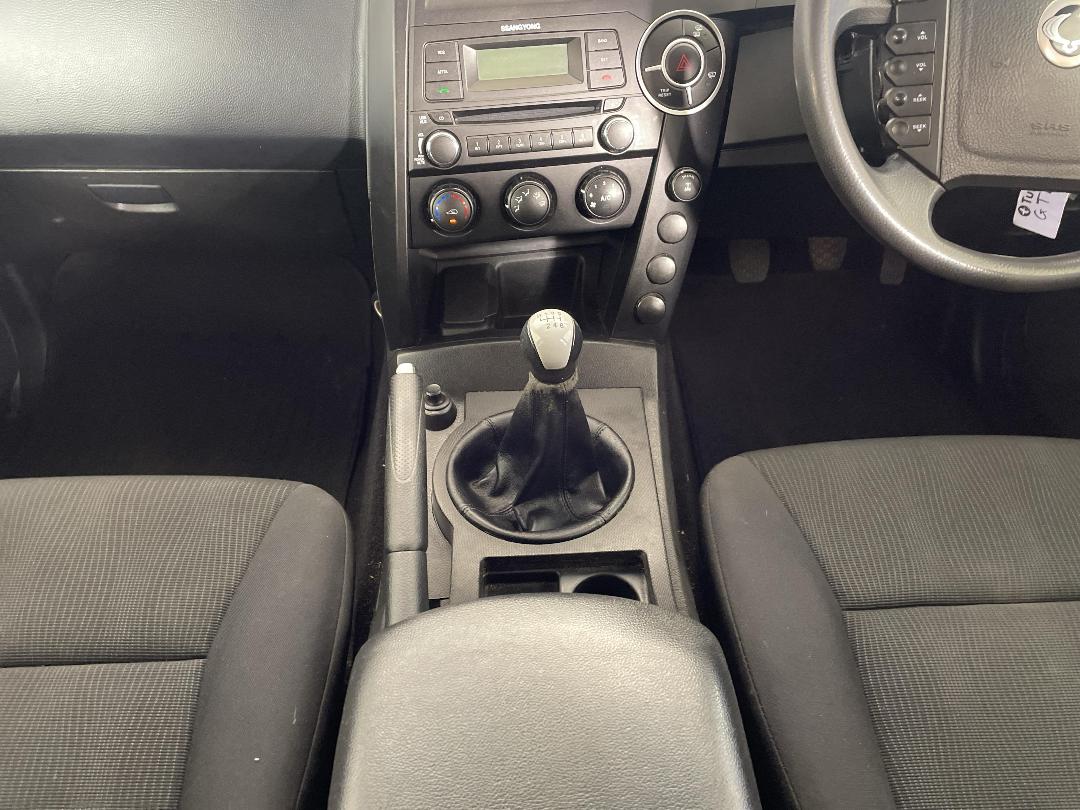 Photo '18' of Ssangyong Actyon Sport