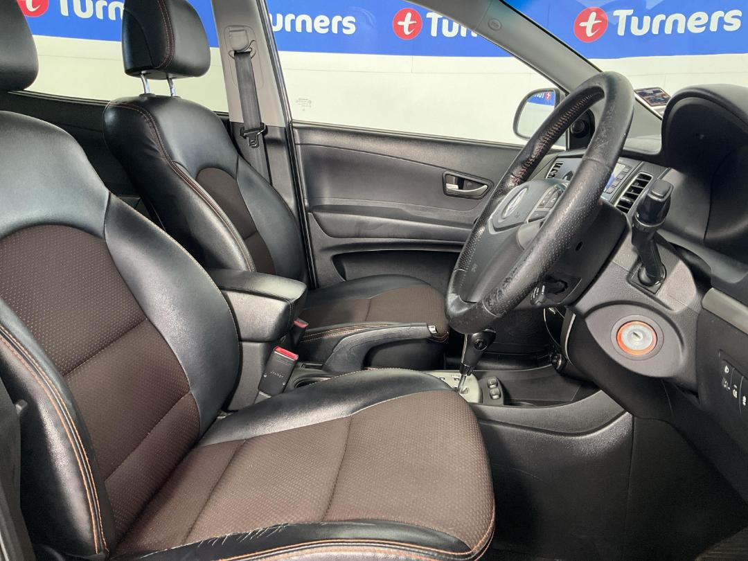 Photo '16' of Ssangyong Korando