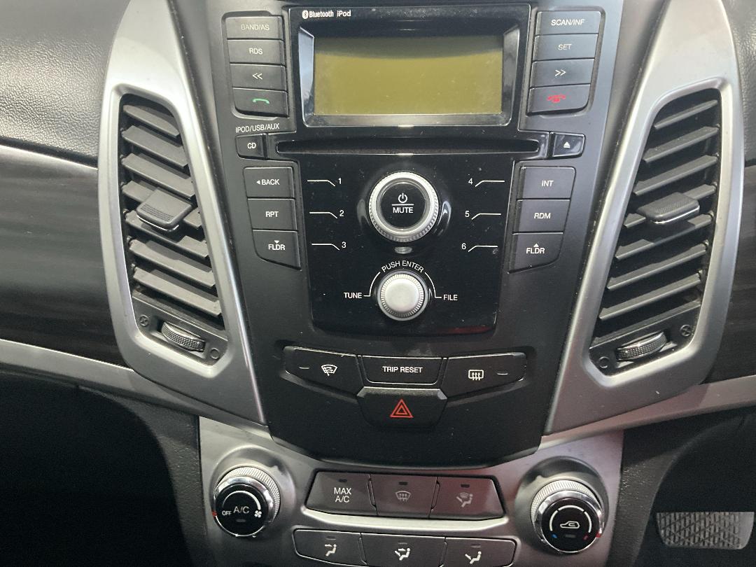 Photo '10' of Ssangyong Korando Sports PET Auto 2WD