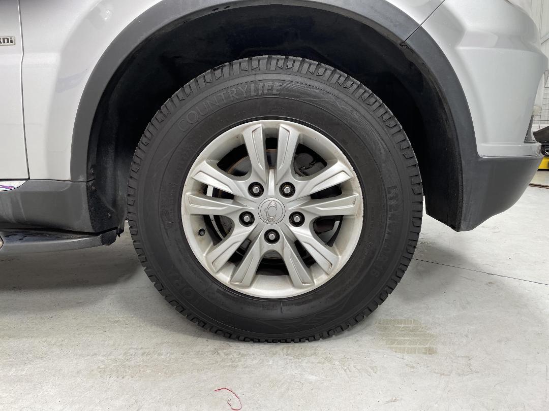 Photo '9' of Ssangyong Rexton