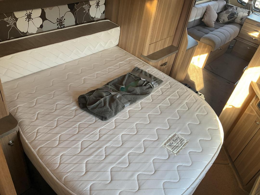 Photo '20' of Sterling Eccles Quartz Caravan - Single Photo '20' of Sterling Eccles Quartz Caravan - Single