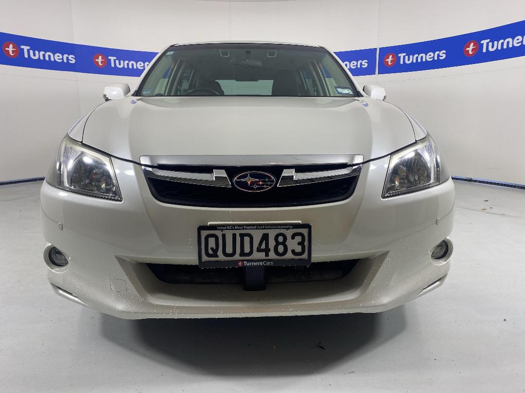 Photo '2' of Subaru Exiga