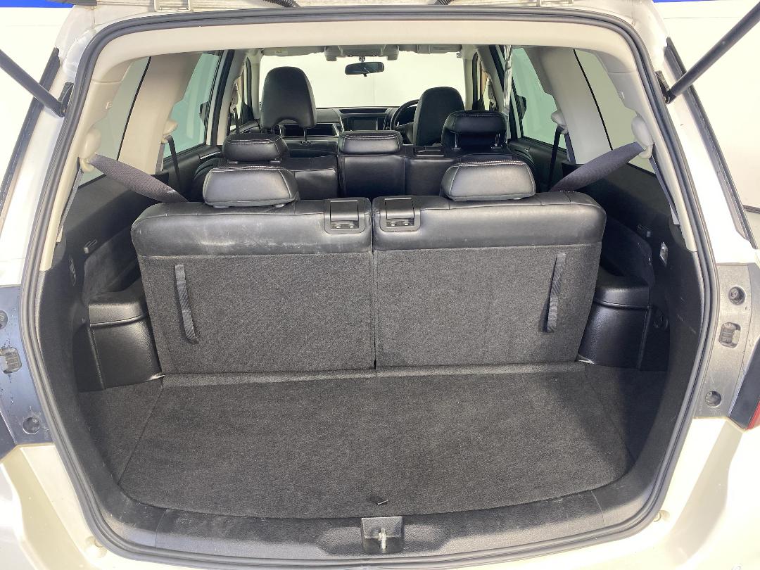 Photo '14' of Subaru Exiga