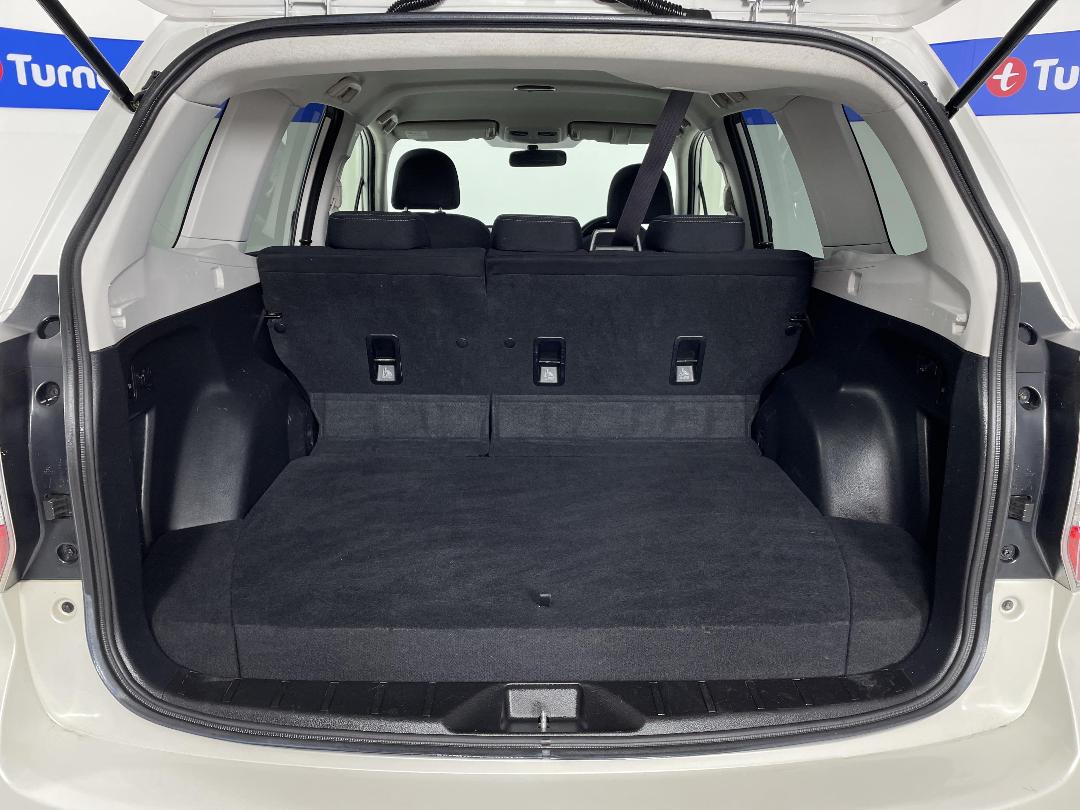 Photo '14' of Subaru Forester Photo '14' of Subaru Forester