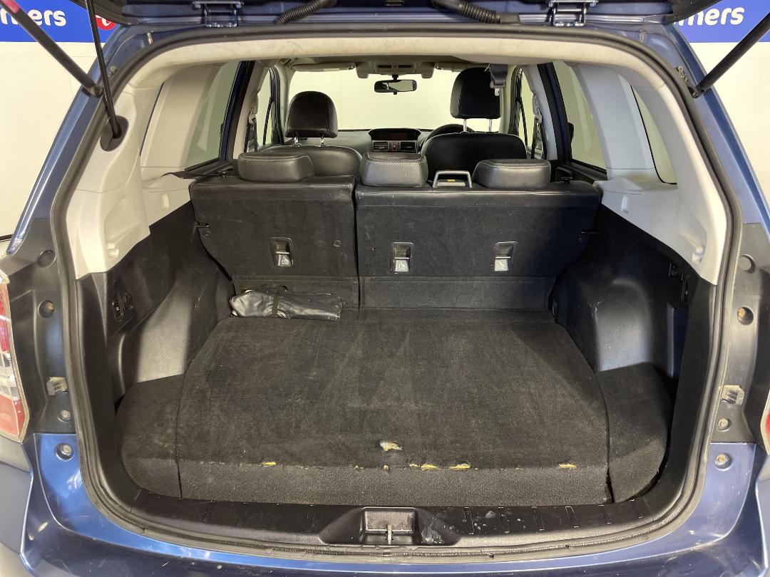 Photo '14' of Subaru Forester Photo '14' of Subaru Forester