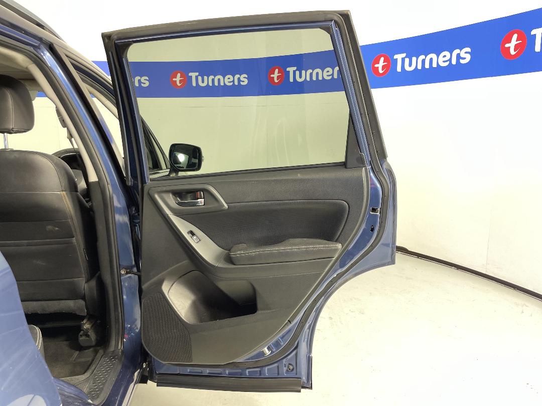 Photo '19' of Subaru Forester Photo '19' of Subaru Forester