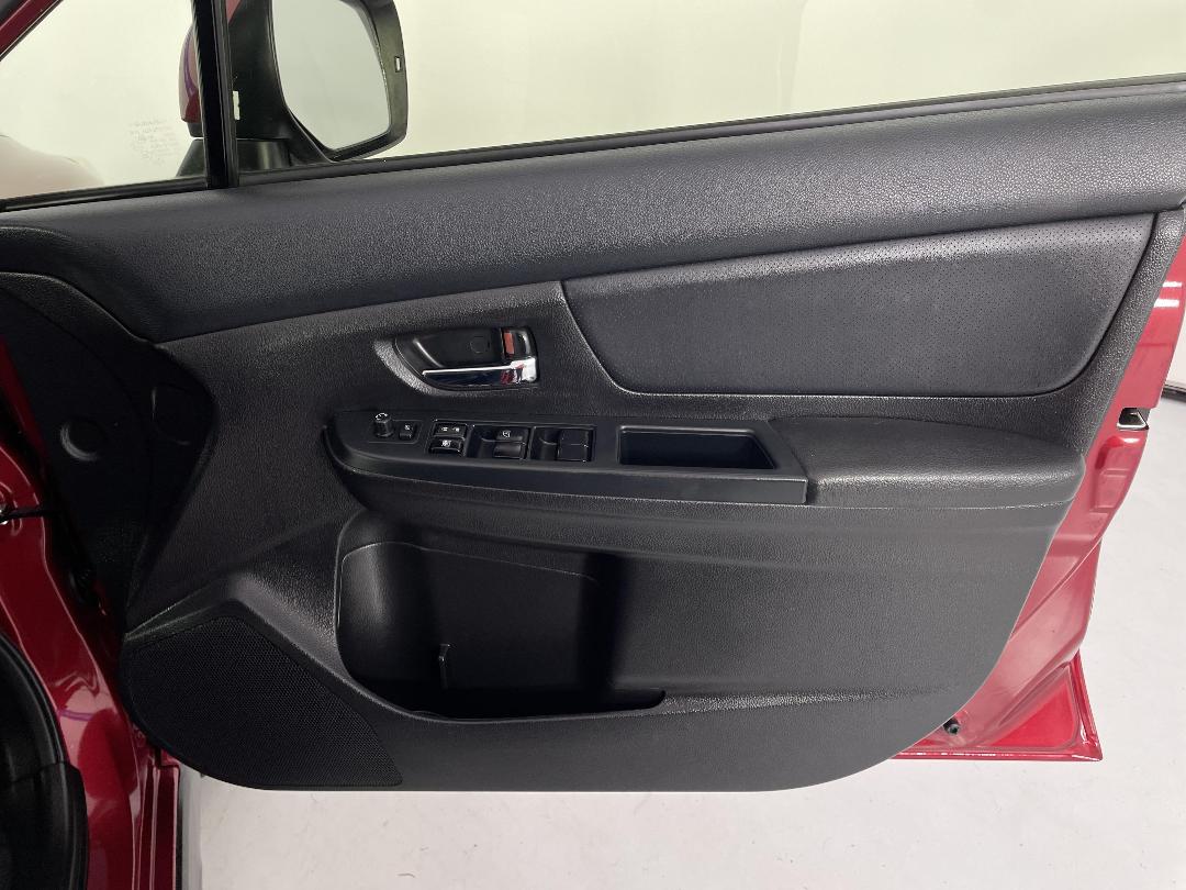 Photo '15' of Subaru Impreza Photo '15' of Subaru Impreza