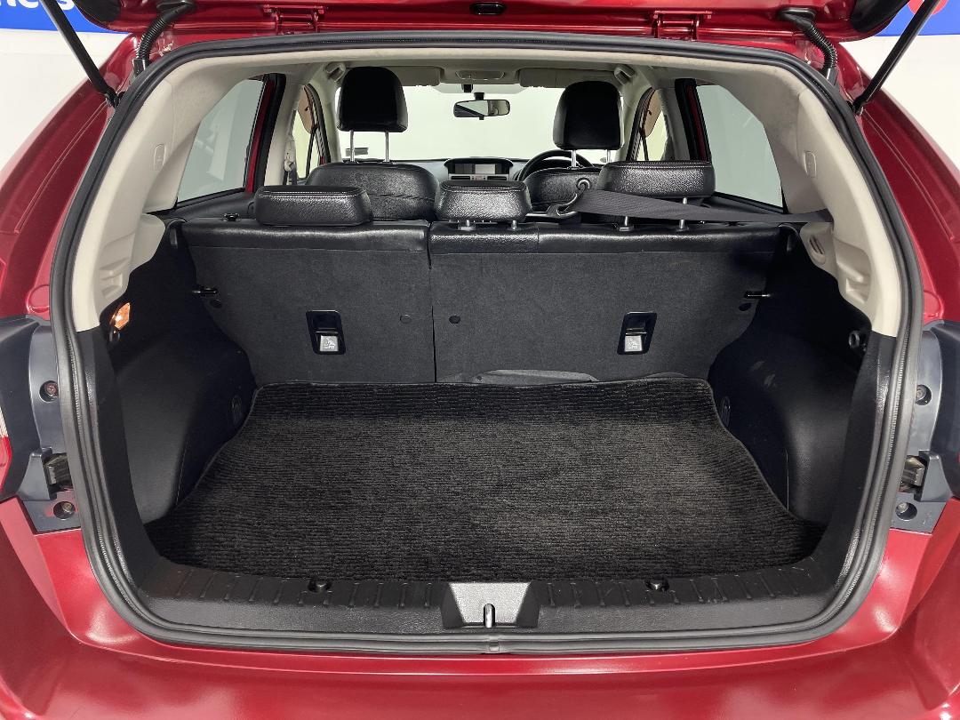 Photo '14' of Subaru Impreza Photo '14' of Subaru Impreza