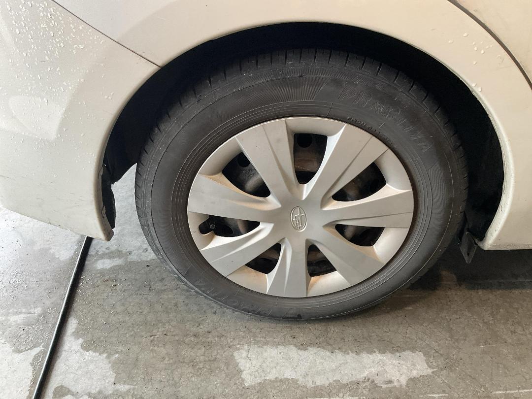 Photo '9' of Subaru Impreza Photo '9' of Subaru Impreza