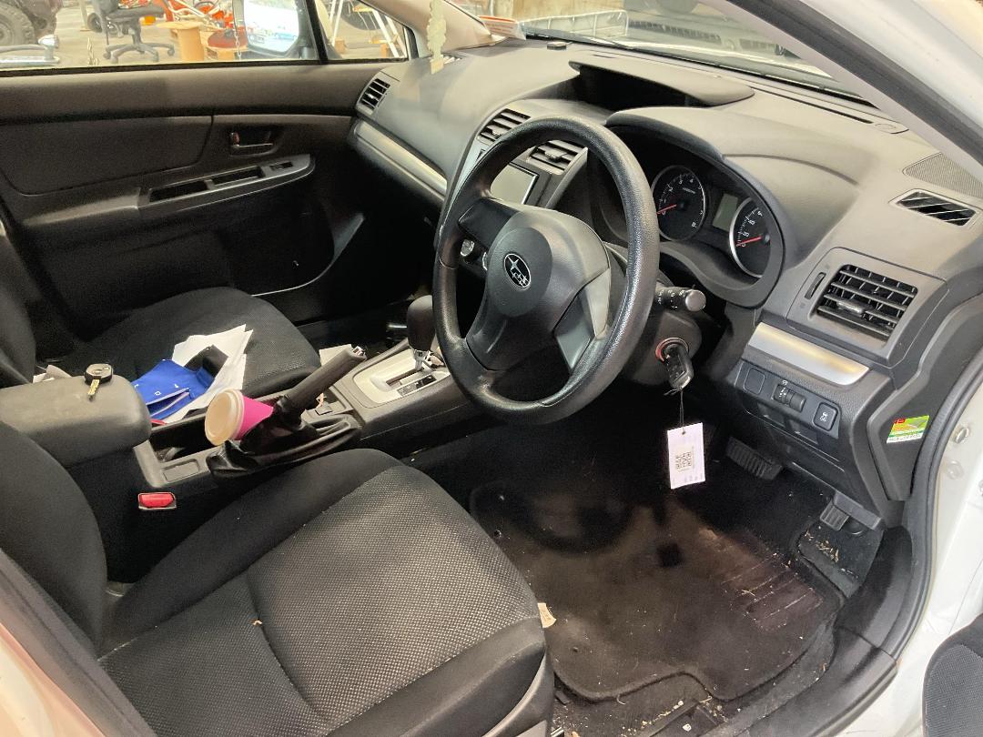 Photo '17' of Subaru Impreza Photo '17' of Subaru Impreza