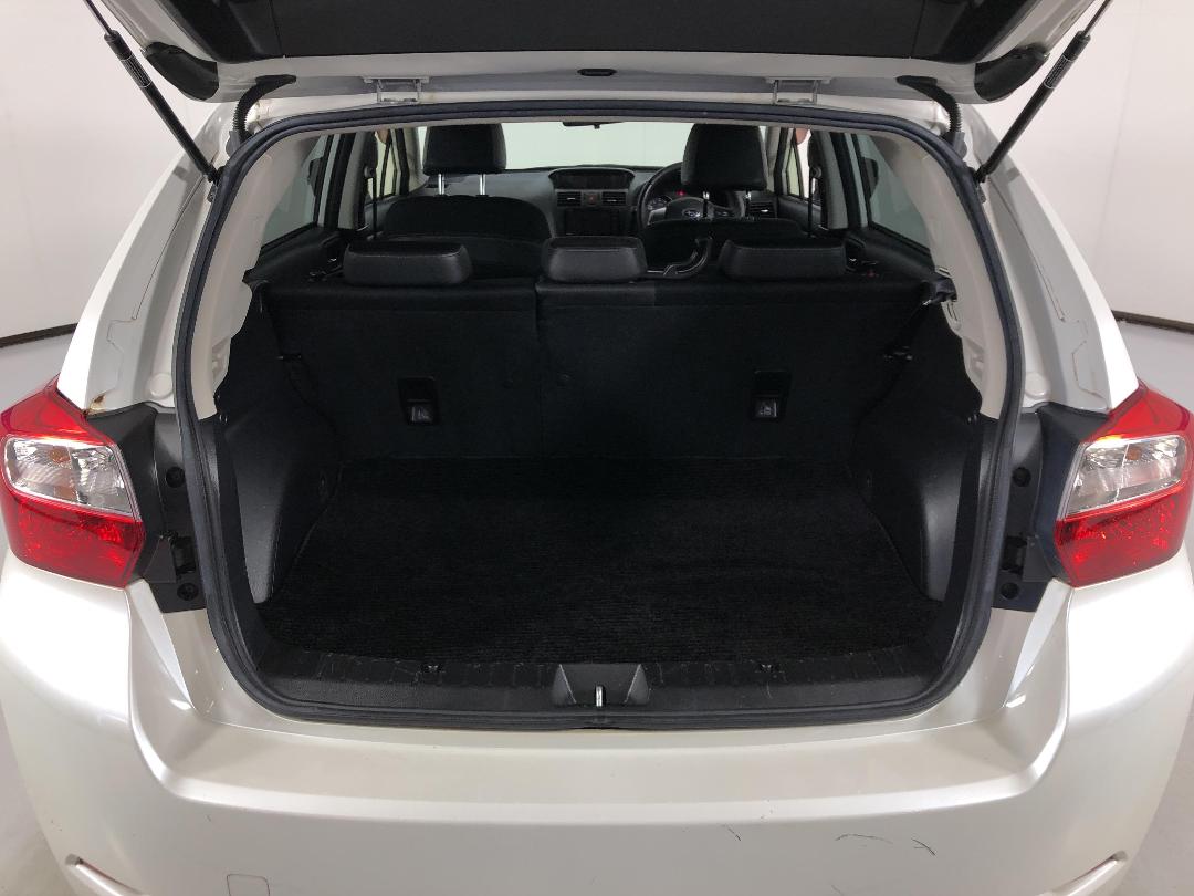 Photo '14' of Subaru Impreza