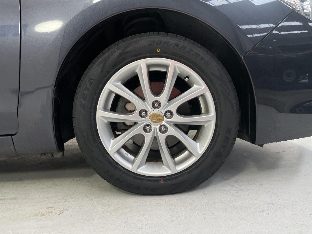 Photo '9' of Subaru Impreza Photo '9' of Subaru Impreza