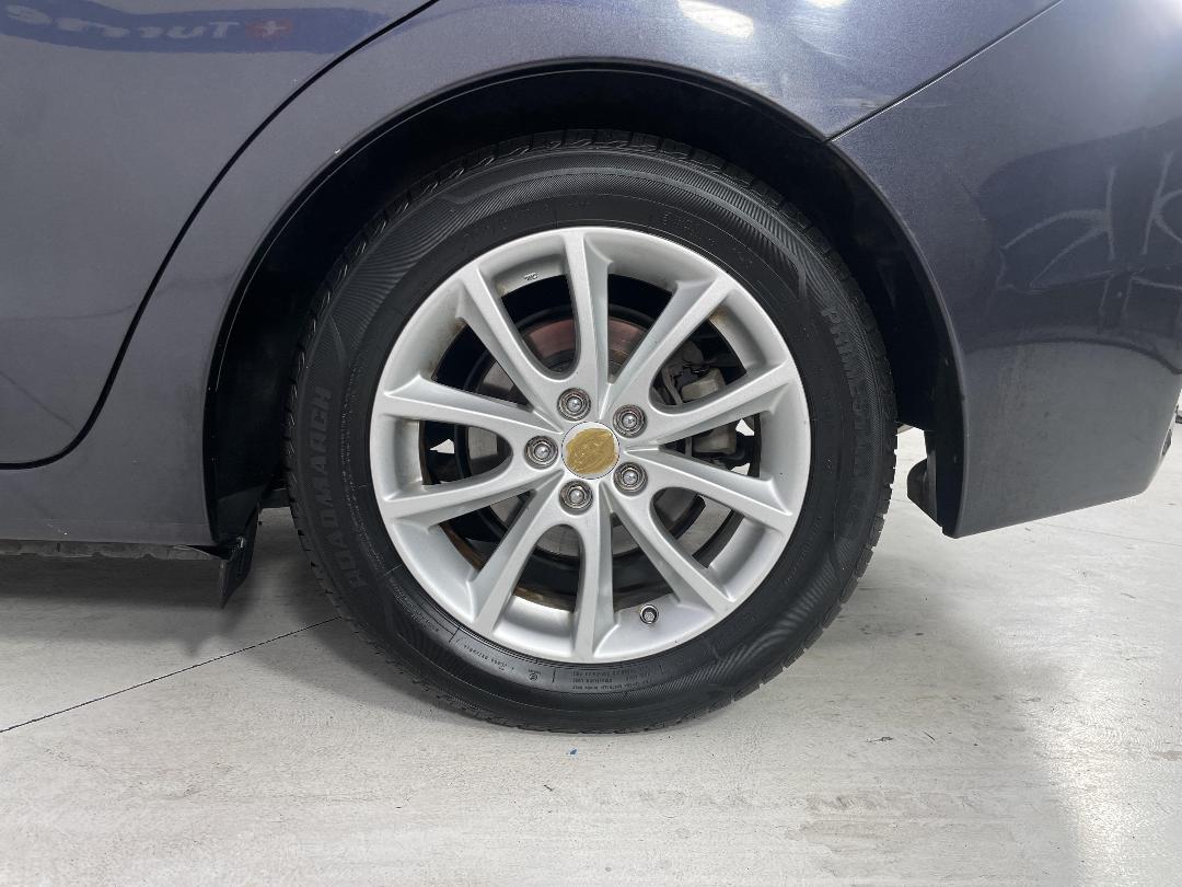 Photo '11' of Subaru Impreza Photo '11' of Subaru Impreza