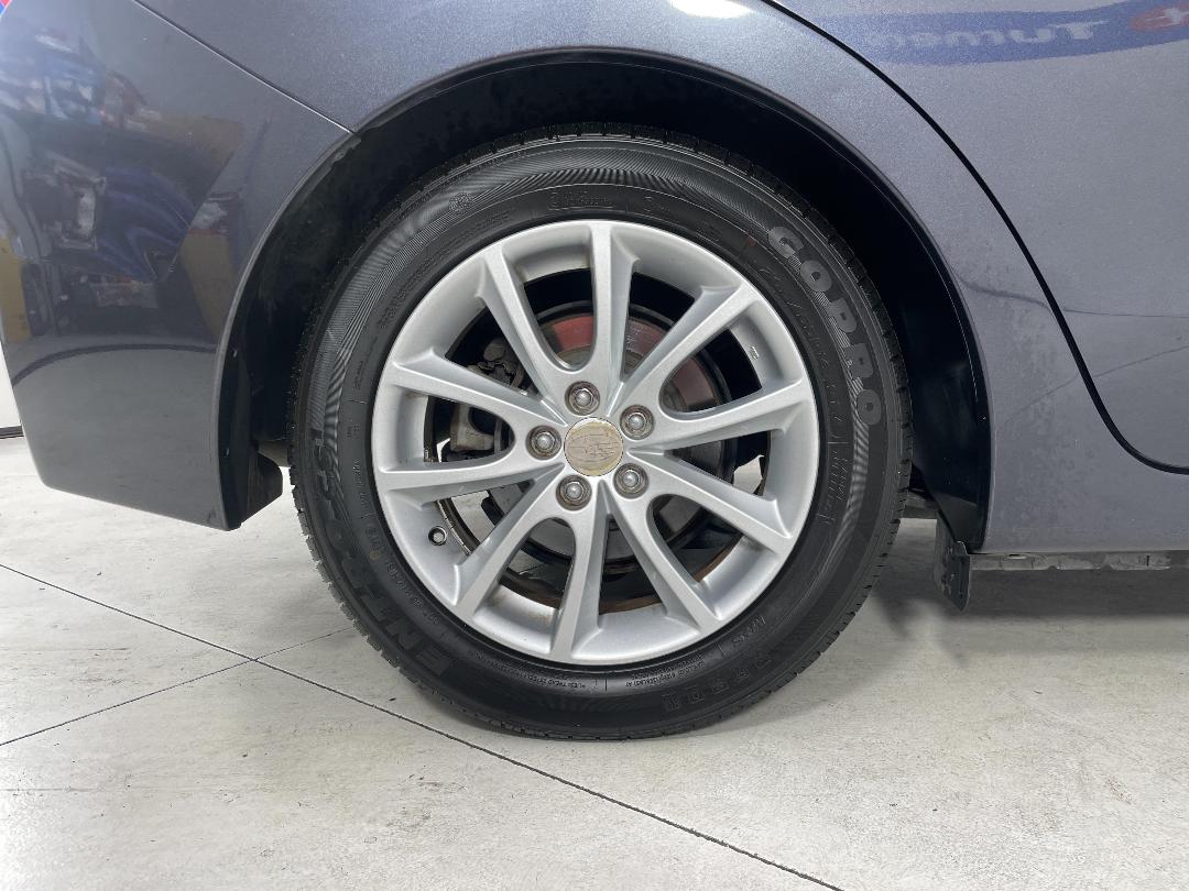 Photo '12' of Subaru Impreza Photo '12' of Subaru Impreza