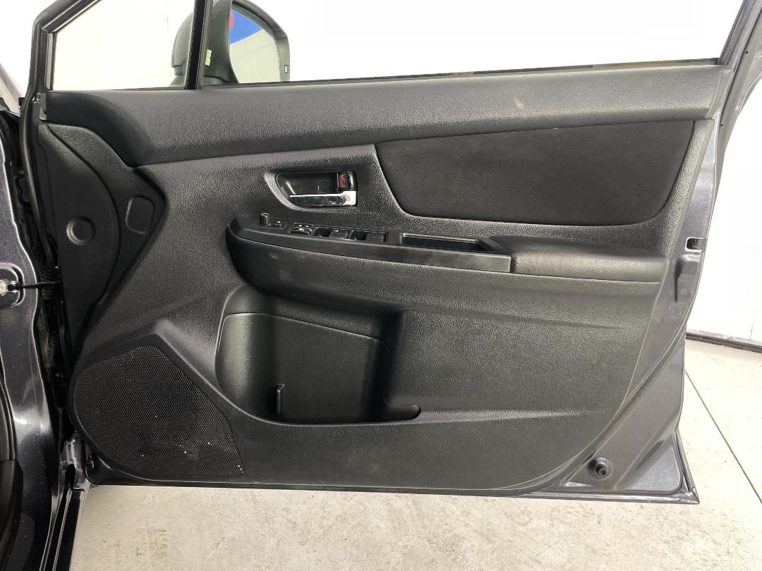 Photo '15' of Subaru Impreza Photo '15' of Subaru Impreza