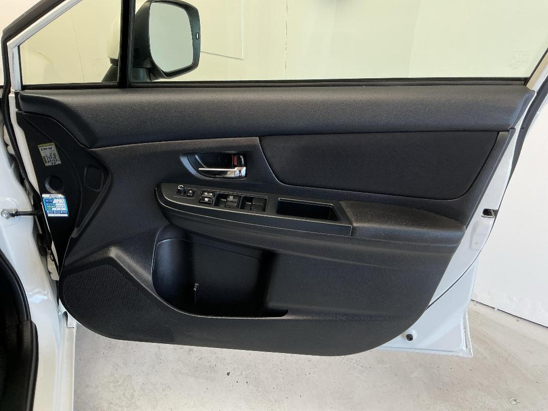 Photo '15' of Subaru Impreza Photo '15' of Subaru Impreza