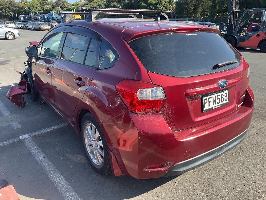 Photo '3' of Subaru Impreza Photo '3' of Subaru Impreza