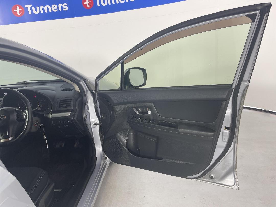 Photo '15' of Subaru Impreza Photo '15' of Subaru Impreza